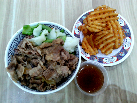 Lunch, yoshinoya, beef, veg, brown rice